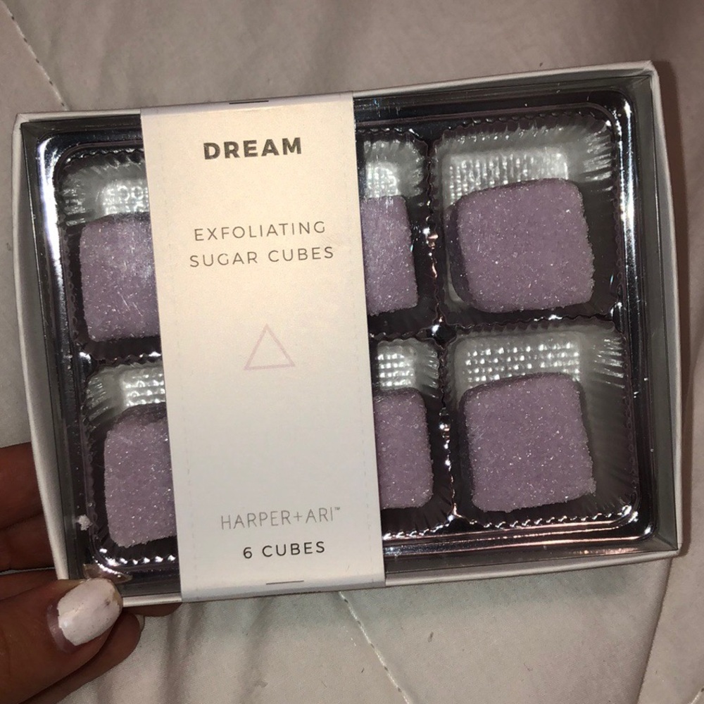 HARPER + ARI Exfoliating Sugar Cubes